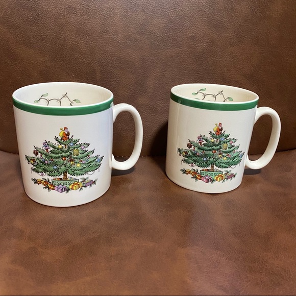 2 Spode England Coffee Mugs Christmas Tree